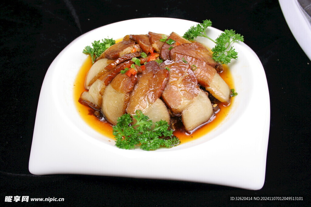 蒸腊肉
