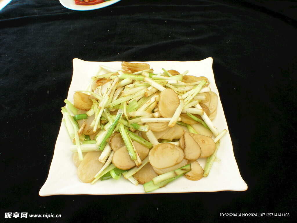 鲜虾韭菜炒年糕