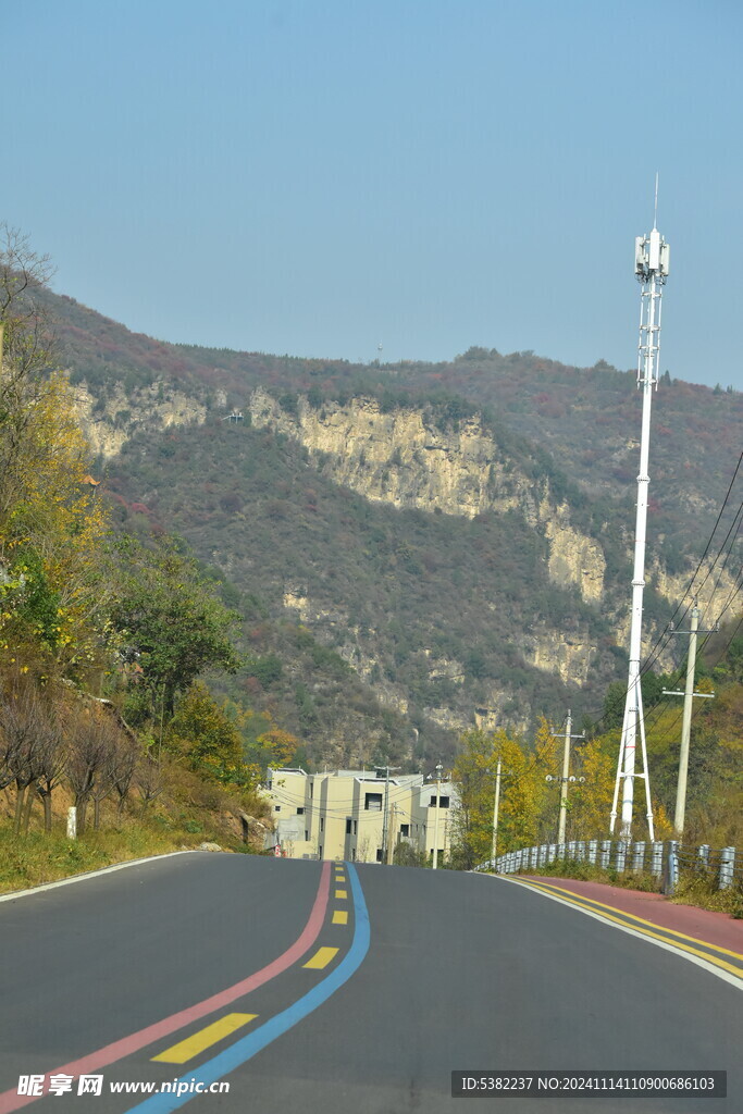 山里彩虹乡村旅游公路