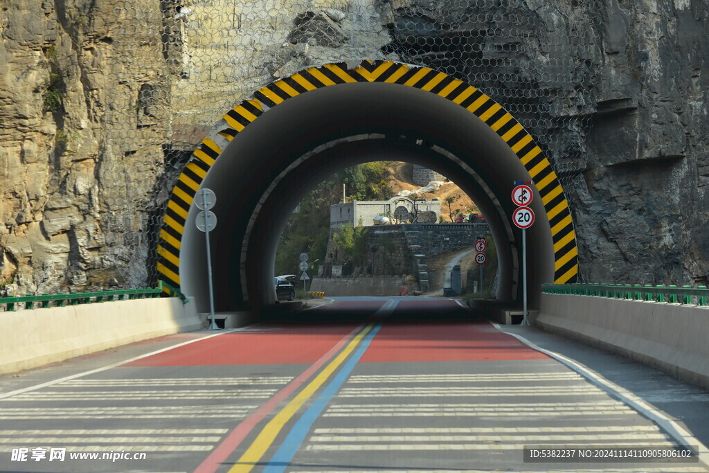 山路隧道