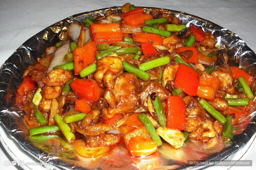 铁板鸡丁 
