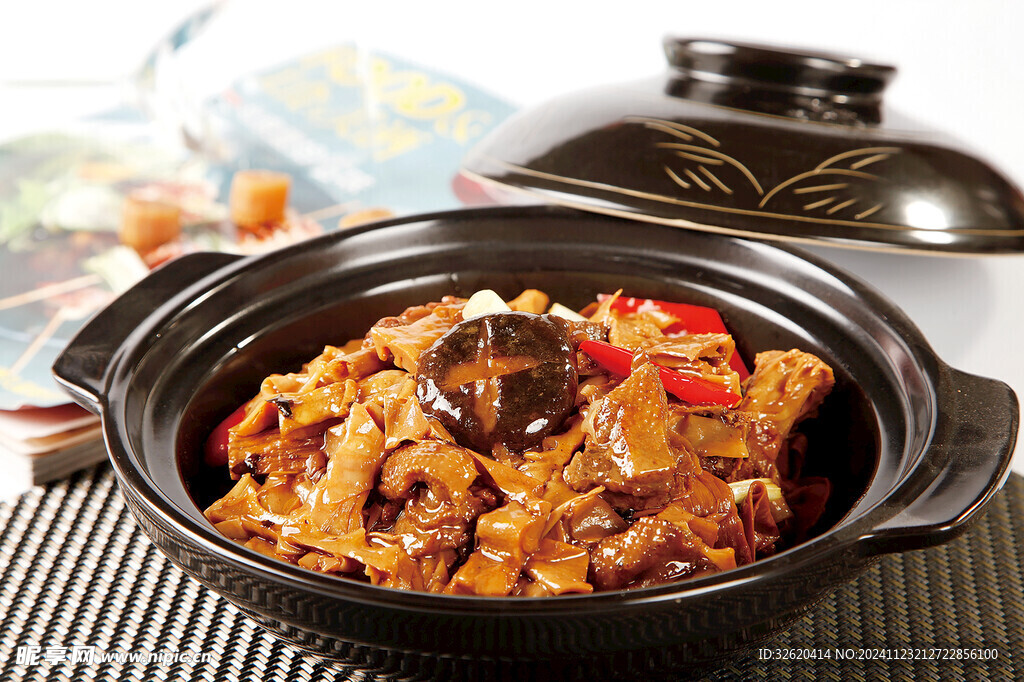 笋干鸭煲
