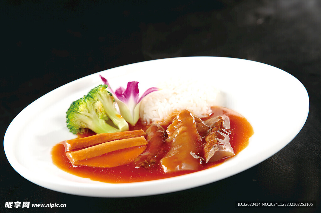 鲍汁黄玉参扣饭 