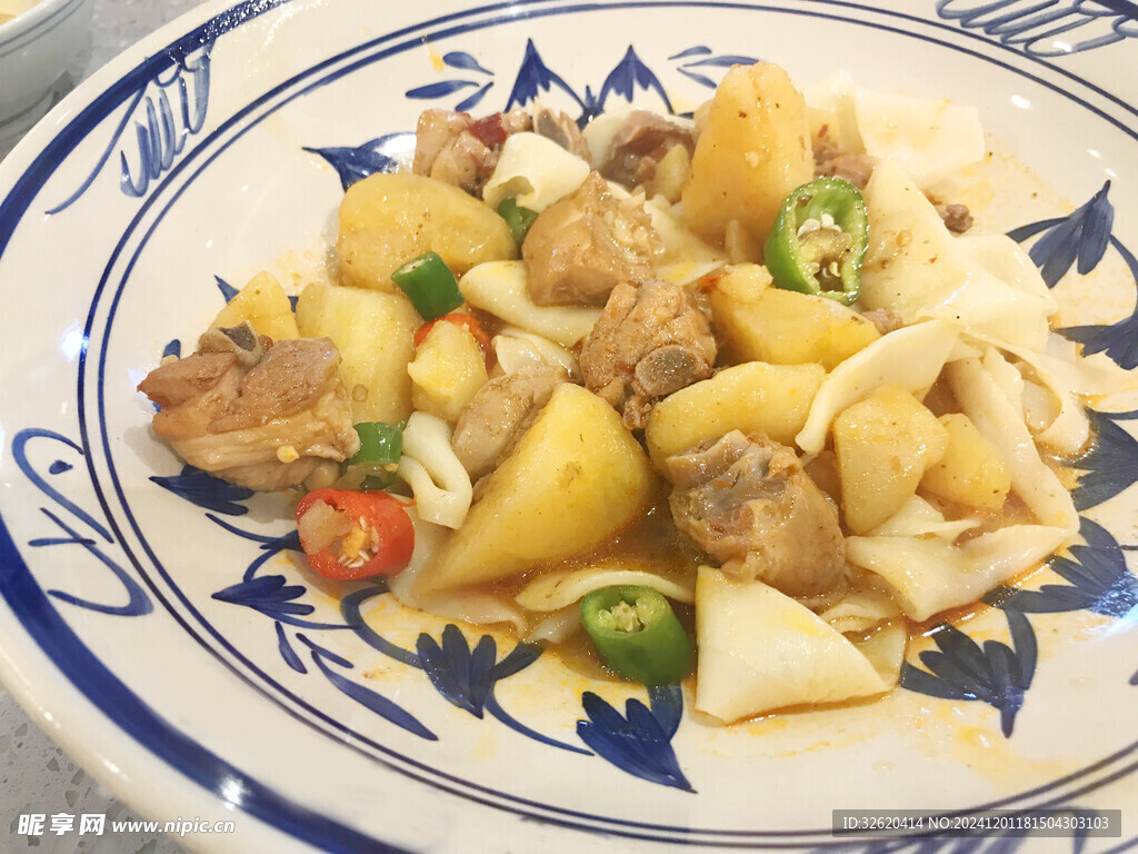 土豆排骨面