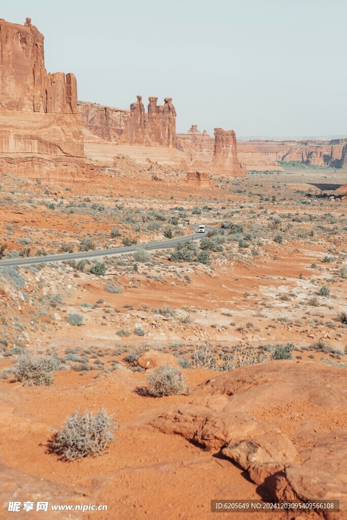 戈壁荒漠无人烟