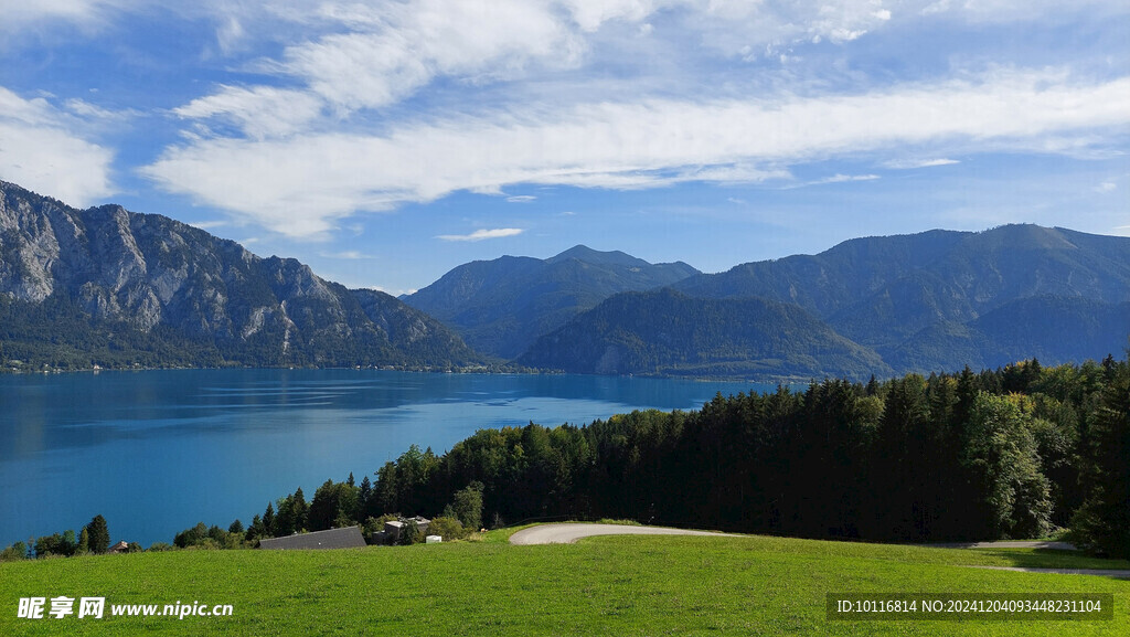 山川湖泊草地