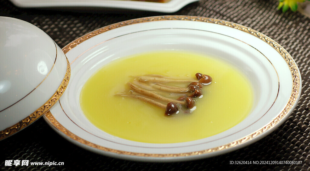 茶树菇捞饭