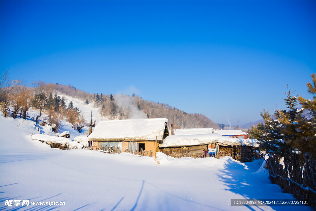 黑龙江雪乡洋草山