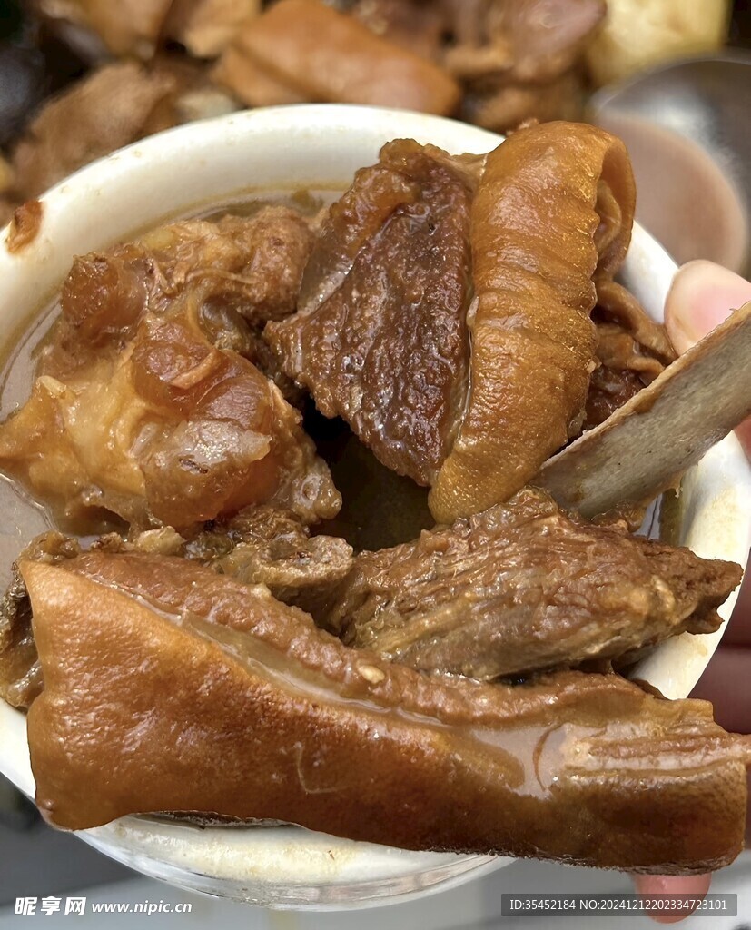 炖羊肉