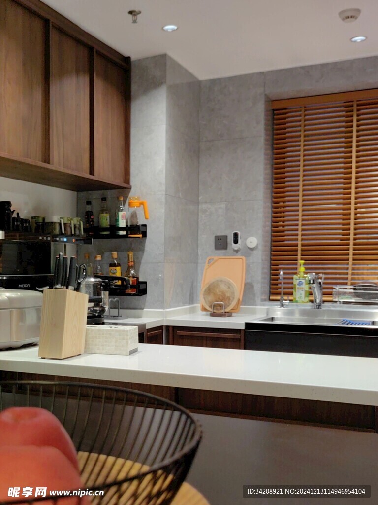 骨骼线胡桃木复古中式风格柜子门