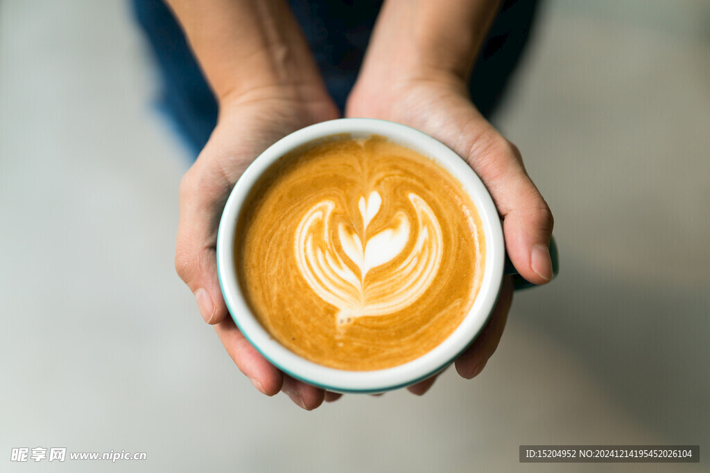 拉花咖啡平铺拍摄