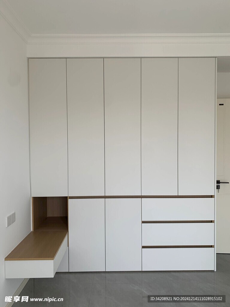 一门到顶分段衣柜高级感全屋定制