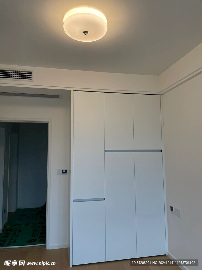 一门到顶分段衣柜高级感全屋定制