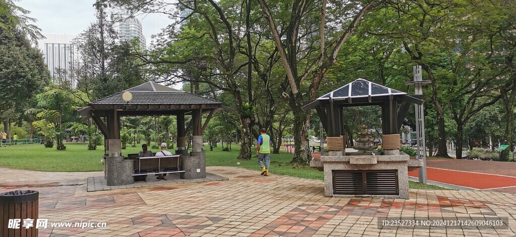  吉隆坡城中城公园一角