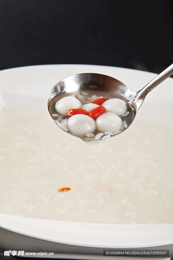 米酒汤圆