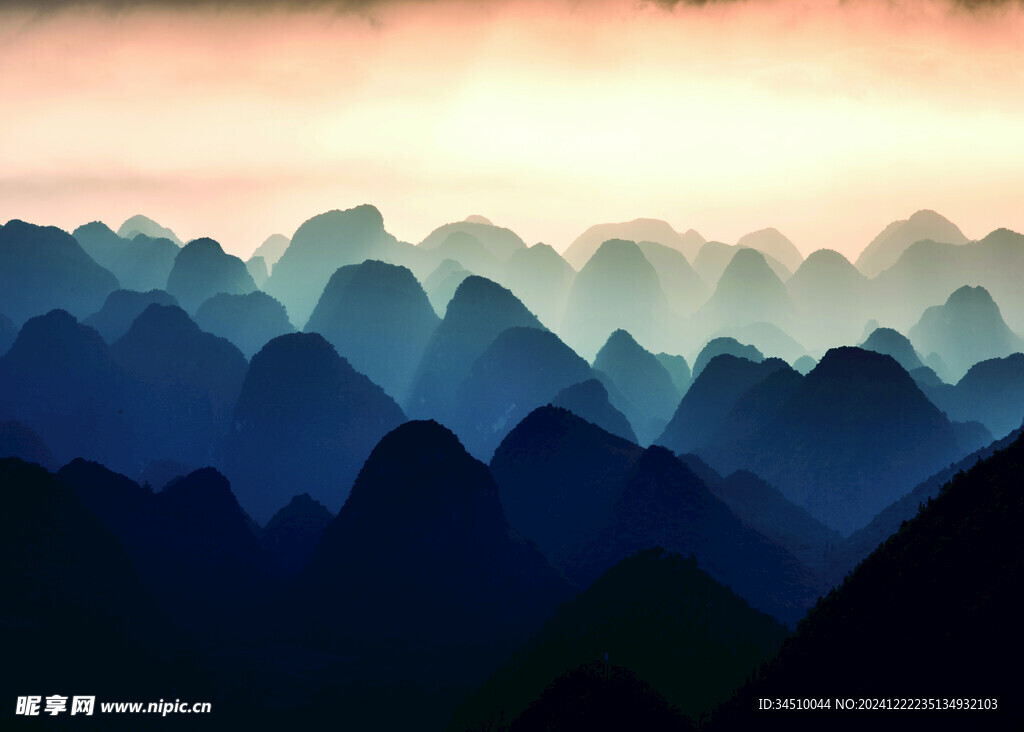 贵州省黔西南万峰林