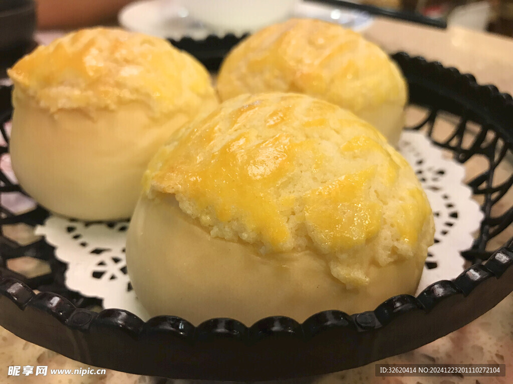 菠萝包