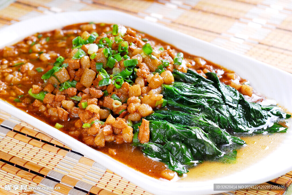 肉沫炒菜心