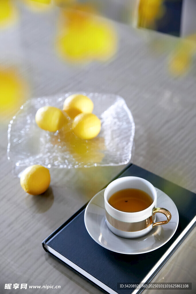 家居客厅卧装修卧室现代简约摆件