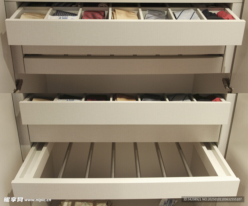 客厅卧室装修极简现代简约中古风