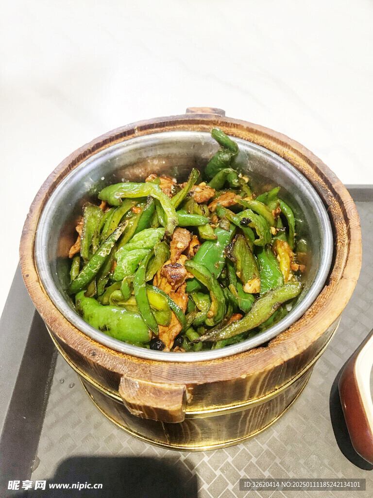 小炒肉 木桶饭