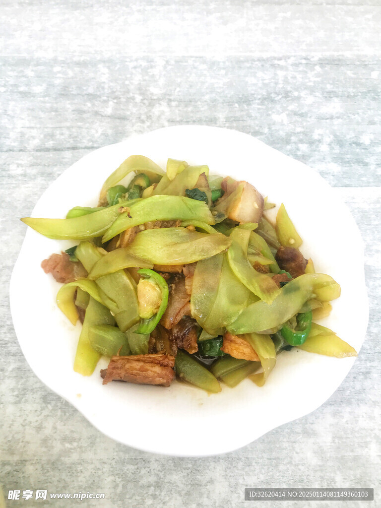 莴笋炒肉