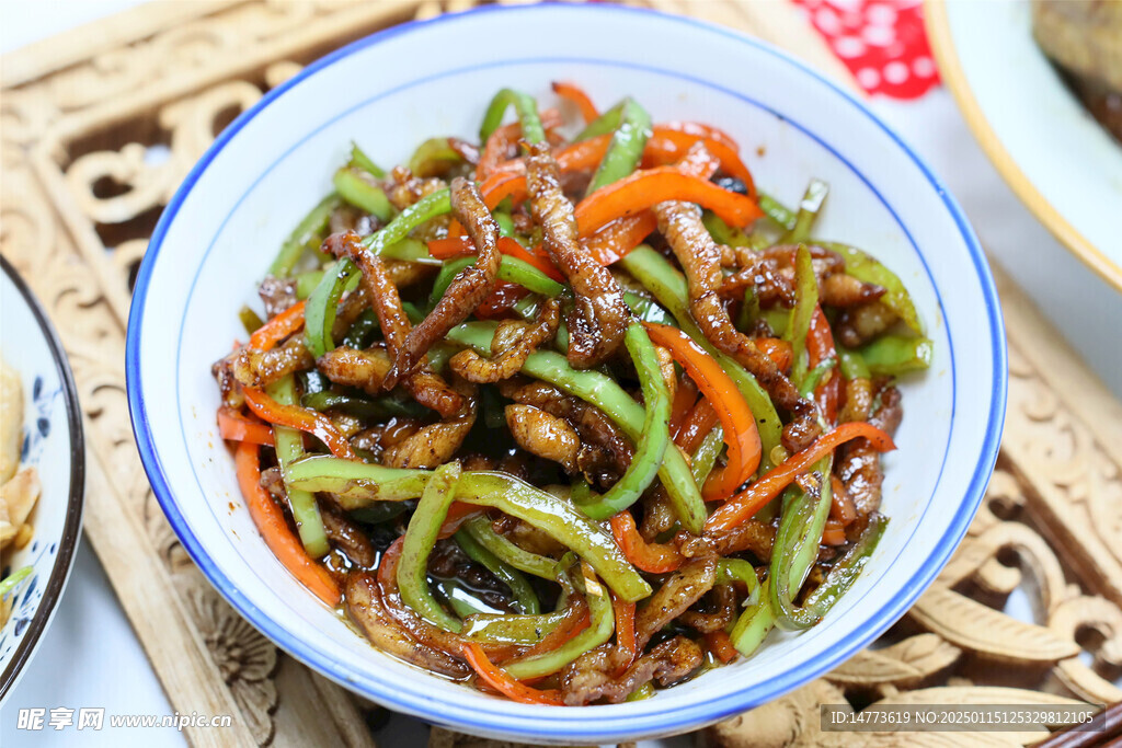 青椒炒肉丝
