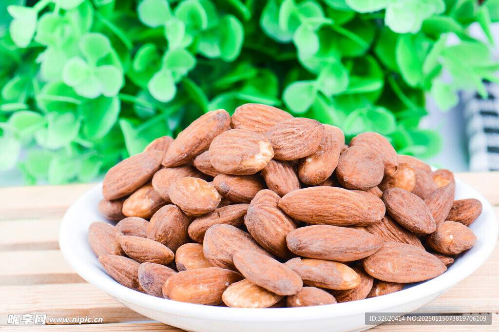 巴旦木 