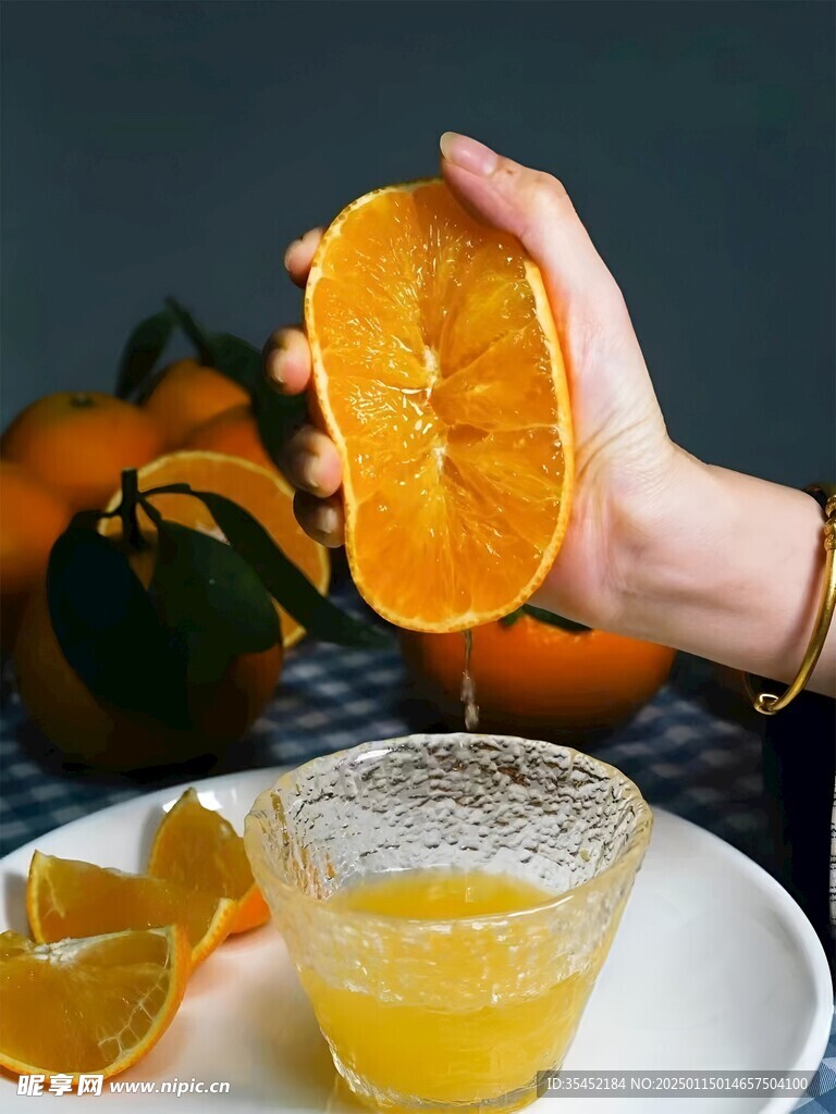 挤橙汁