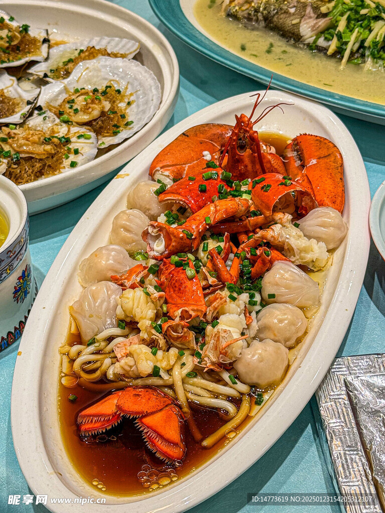 波龙蒸云吞乌冬面