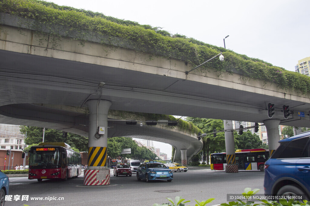 城区车流道路