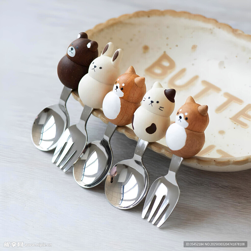 卡通餐具