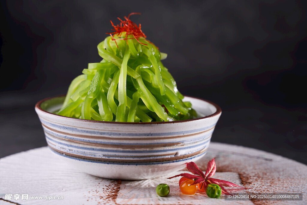 榄油拌笋尖