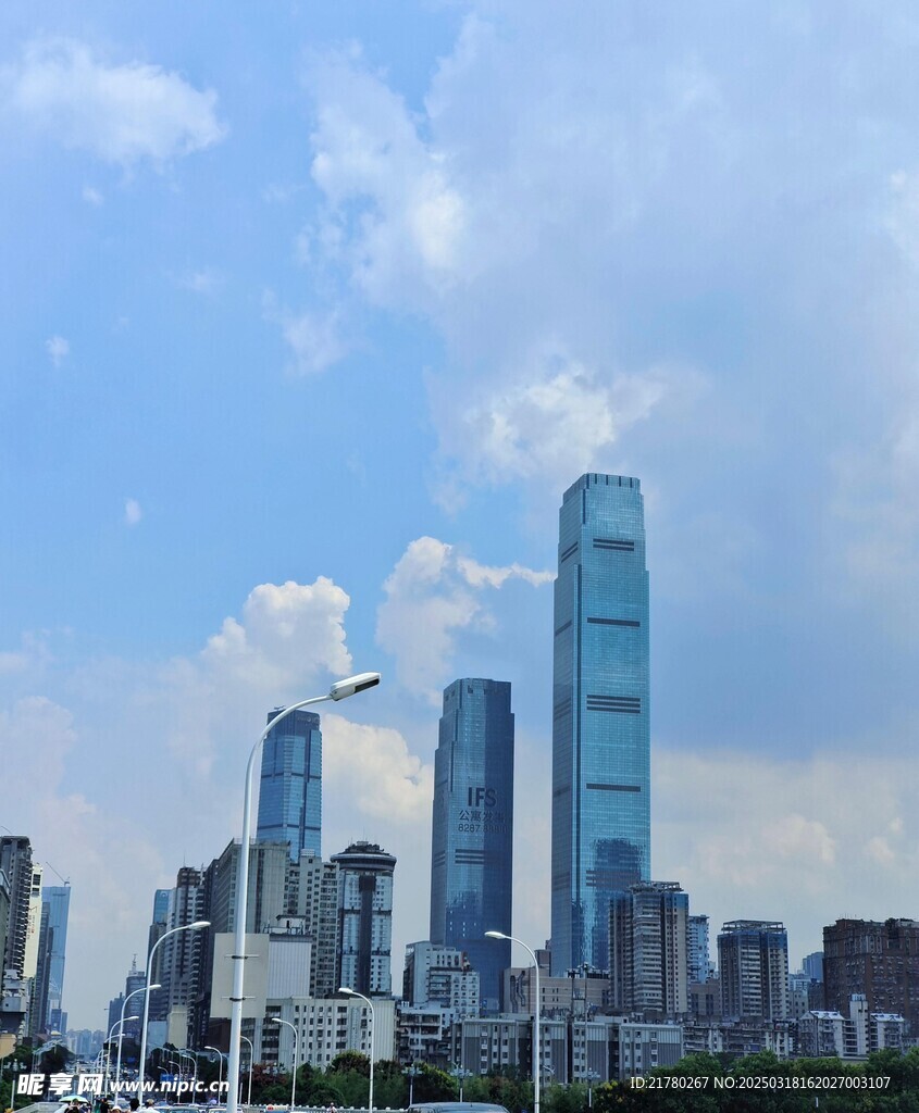 城市天空