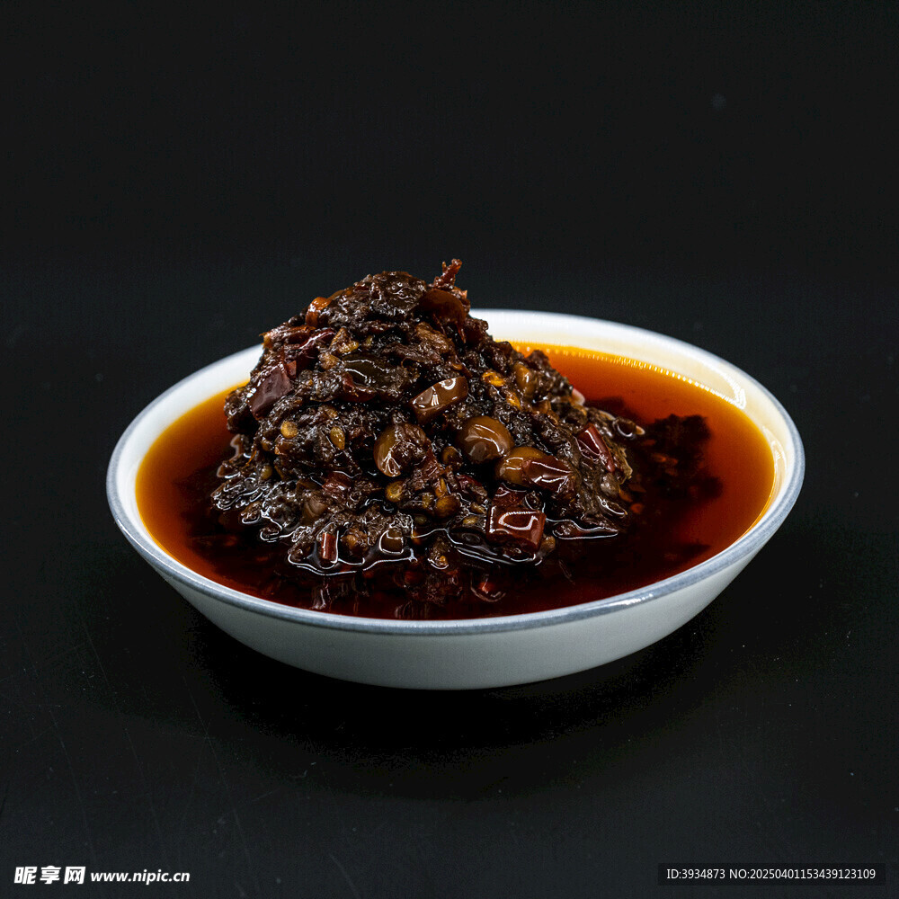 黑蒜牛肉酱