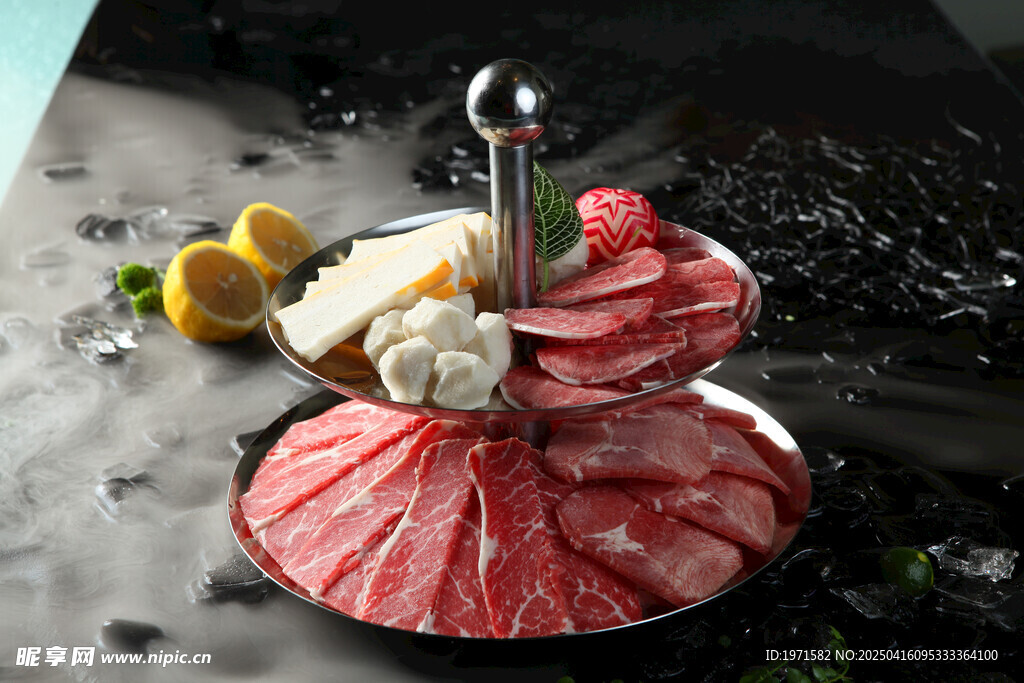 精致双层涮牛肉拼盘