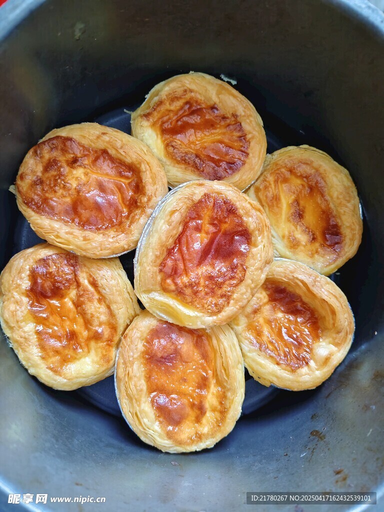 美味烤制蛋挞