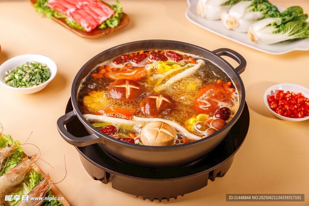 美味火锅热气腾腾的盛宴