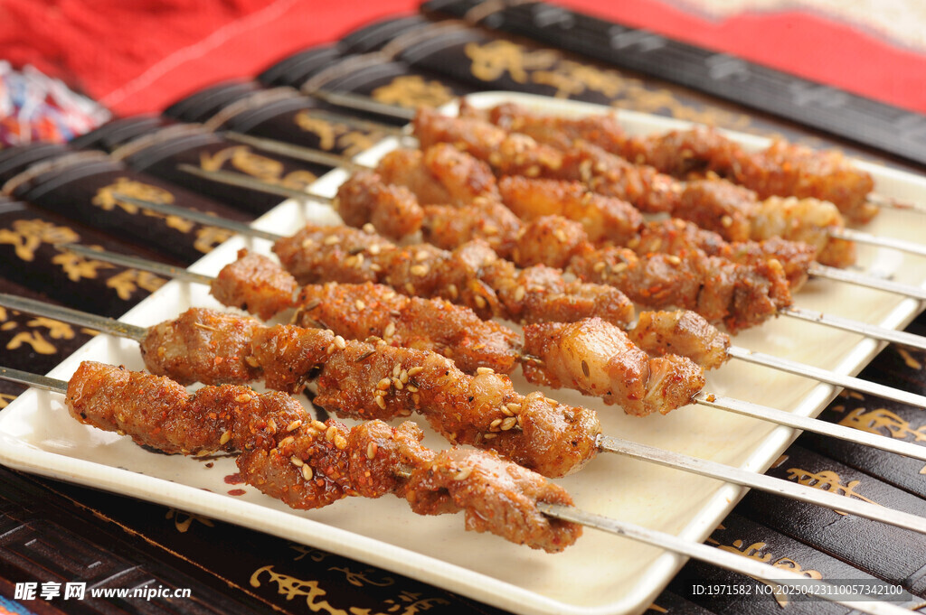 美味烤肉串诱人呈现