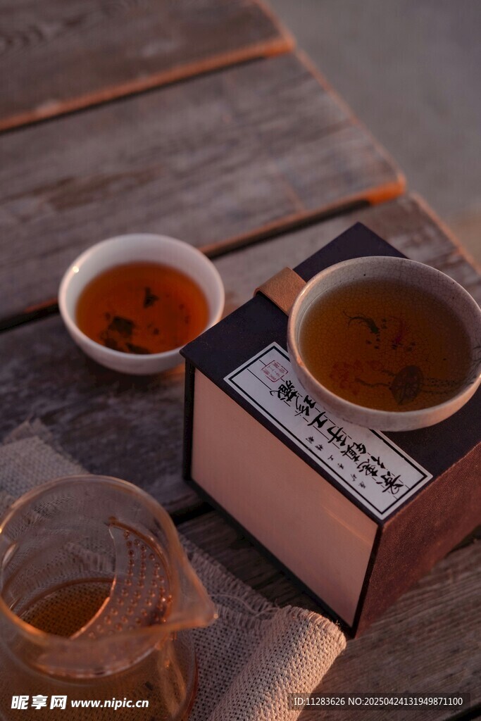 中式茶品与茶具
