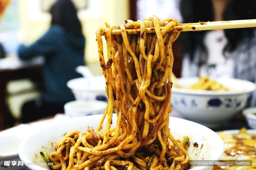 美味劲道的特色热干面