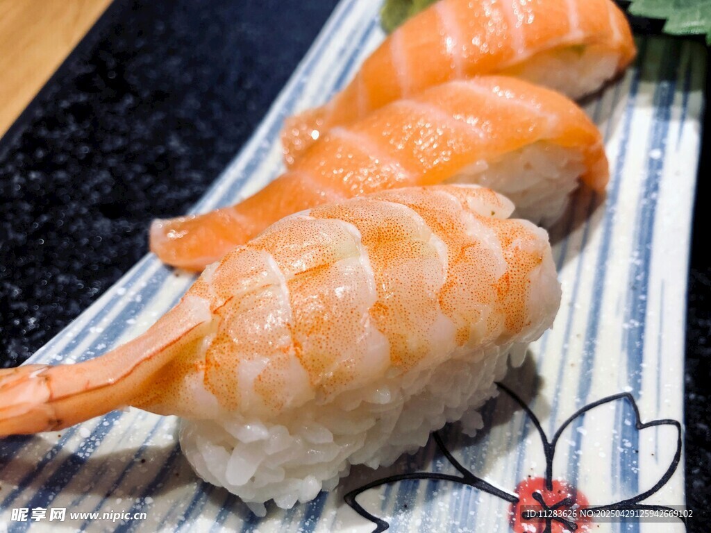美味鲜虾寿司特写