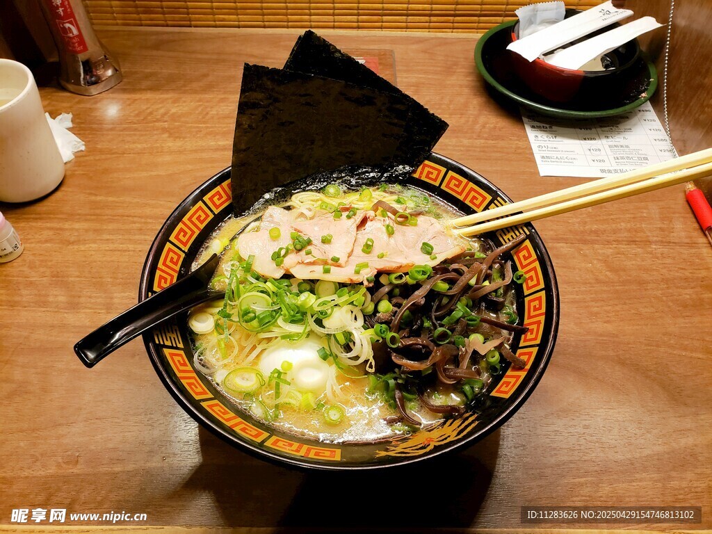 美味日式拉面特写