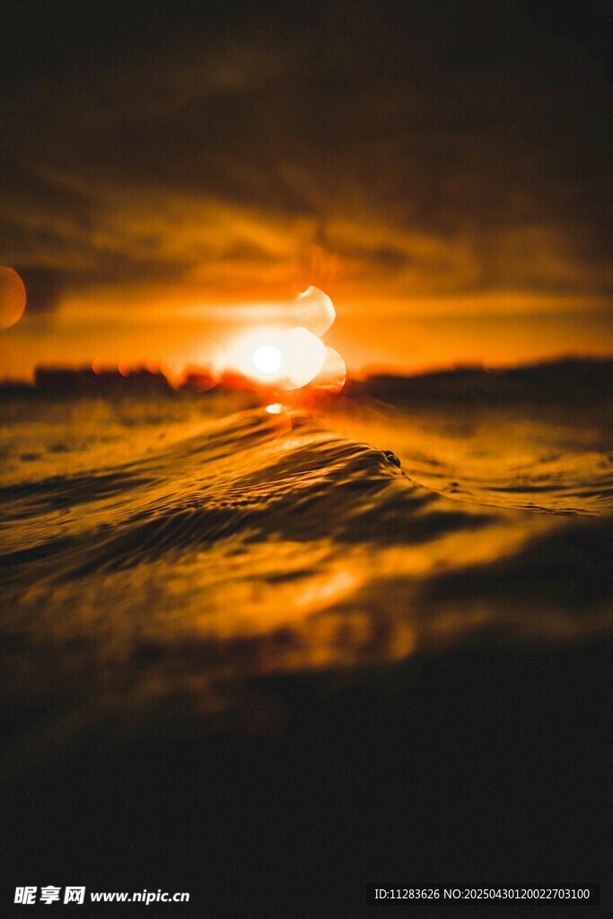 海上日落美景