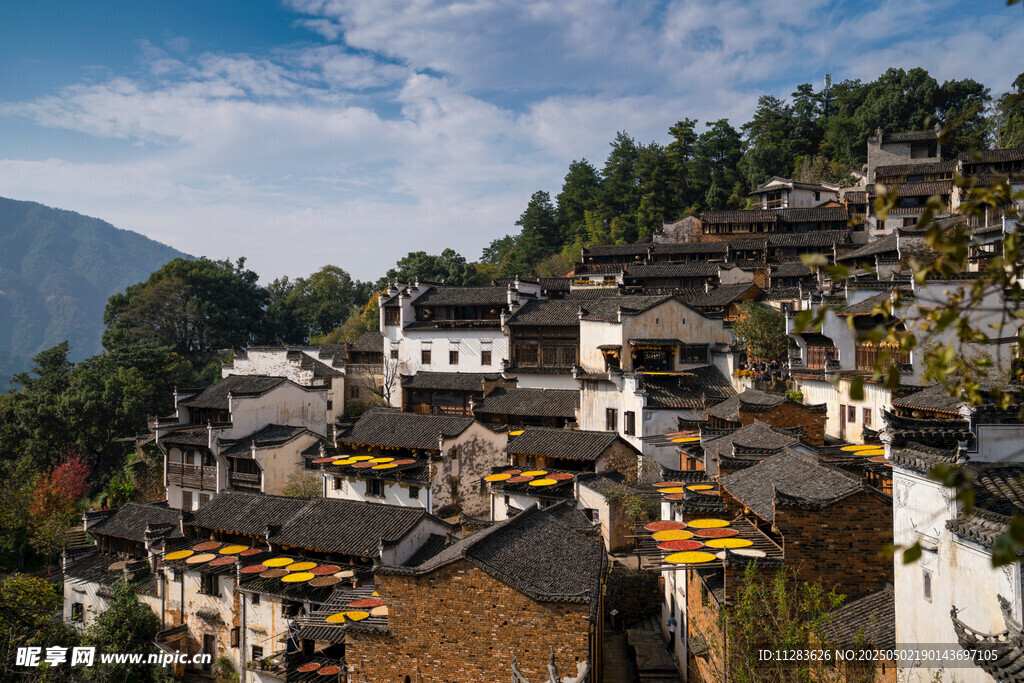 古村落依山而建的美丽景致