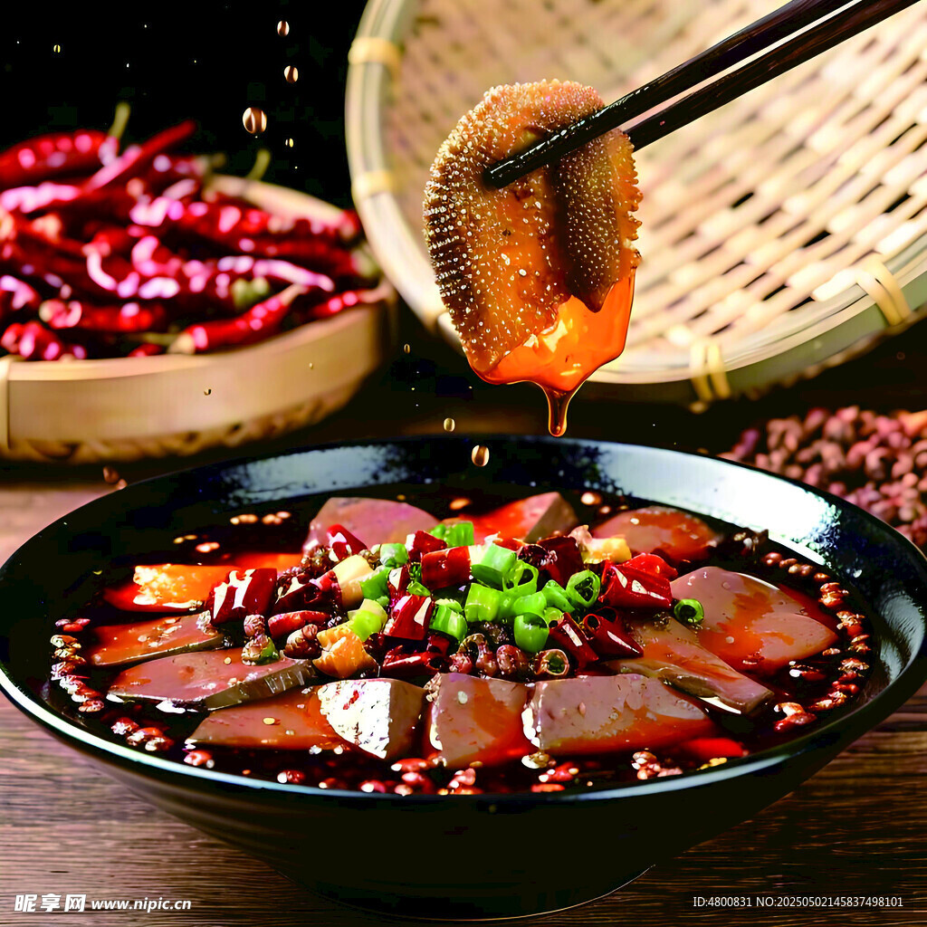 麻辣鲜香毛血旺诱人呈现