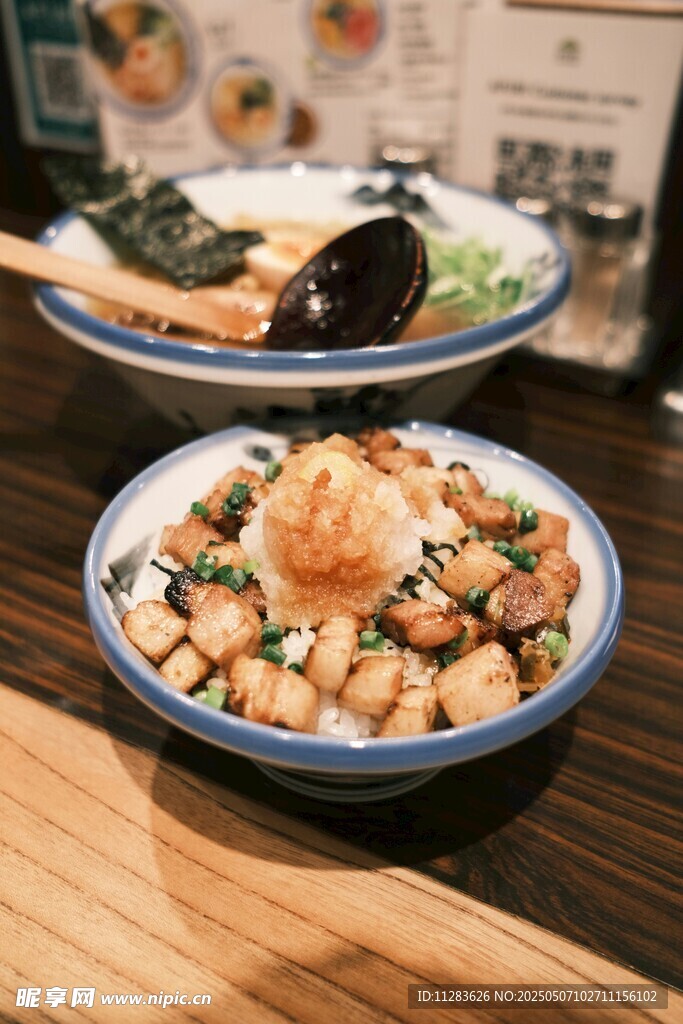 卤肉饭