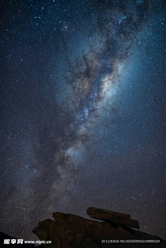 夜空下的璀璨星河