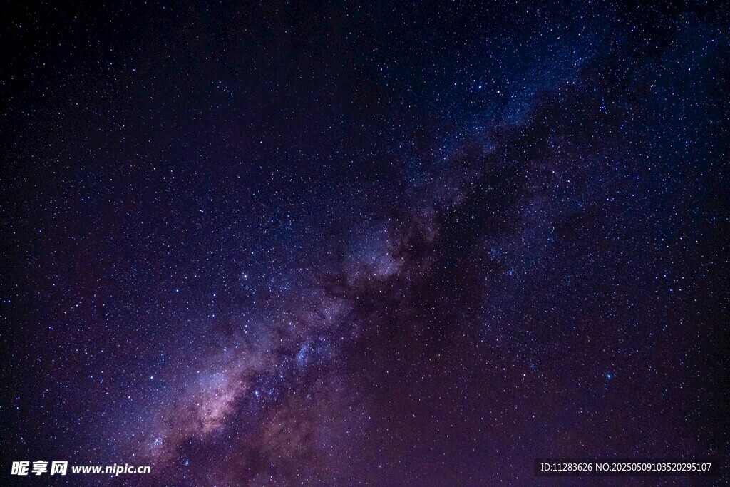 梦幻璀璨的深邃星空