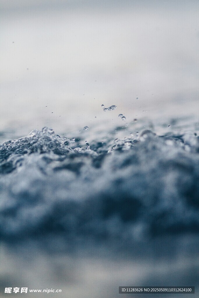 水面水珠